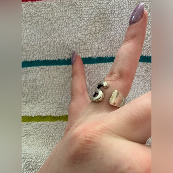 Antique Style Initial Ring - Picture 6 of 11